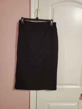 Womens Junee Black Modest Pencil Skirt- 6- Office, Bussiness Casual, Classic